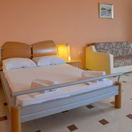 Oasis Blue Apartment พรีมอชเตน ภายนอก รูปภาพ